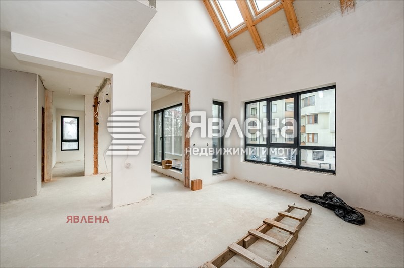 Продава МНОГОСТАЕН, гр. София, Лозенец, снимка 3 - Апартаменти - 53990387