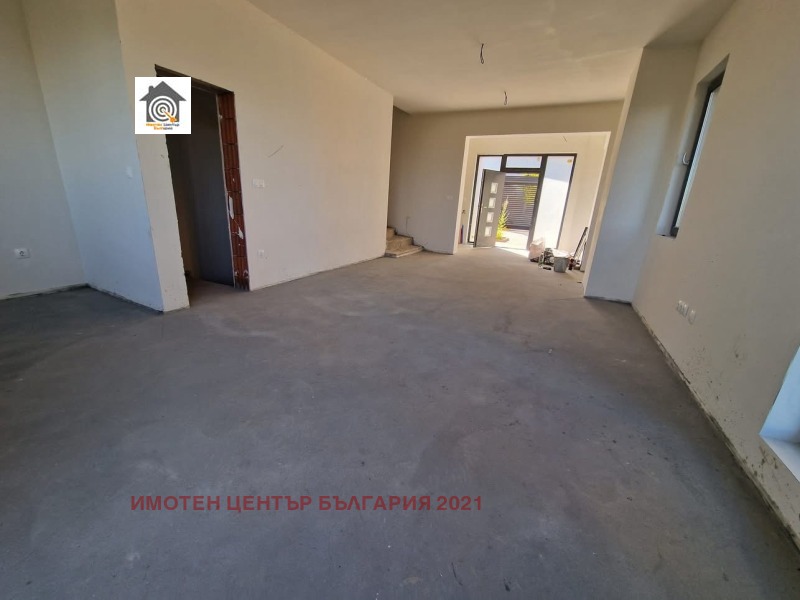 Na prodej  Dům Sofia , v.z.Vrana - Lozen , 267 m2 | 81188888 - obraz [12]