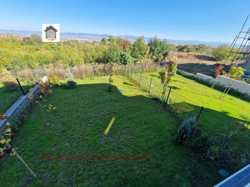 Na prodej  Dům Sofia , v.z.Vrana - Lozen , 267 m2 | 81188888 - obraz [11]