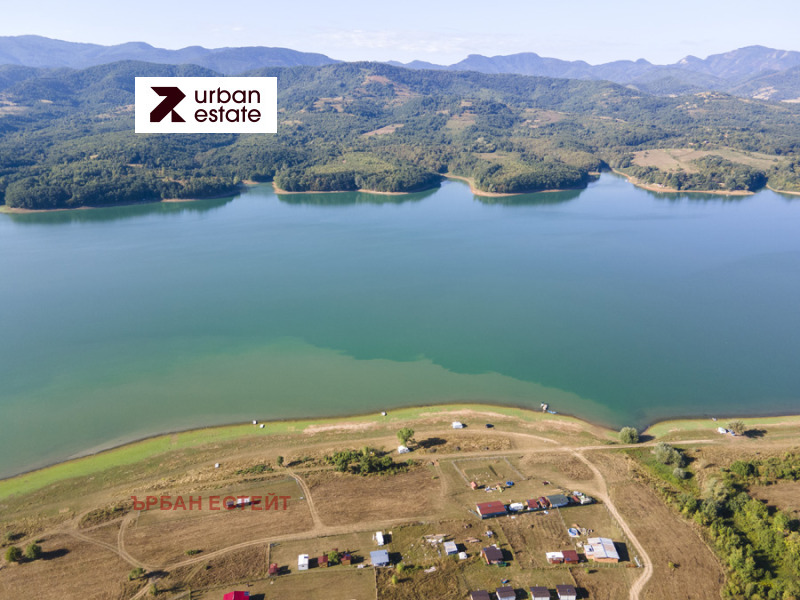 Продава ПАРЦЕЛ, яз. Сопот, област Ловеч