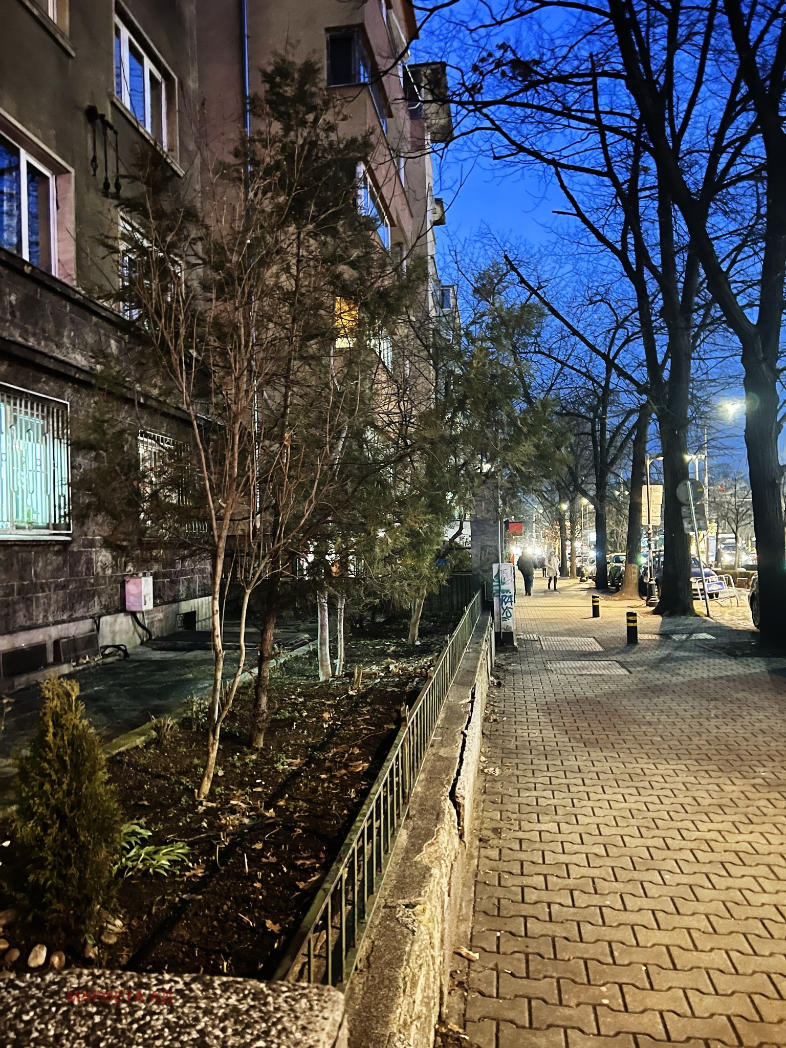 Продава 4-СТАЕН, гр. София, Докторски паметник, снимка 2 - Апартаменти - 54707378