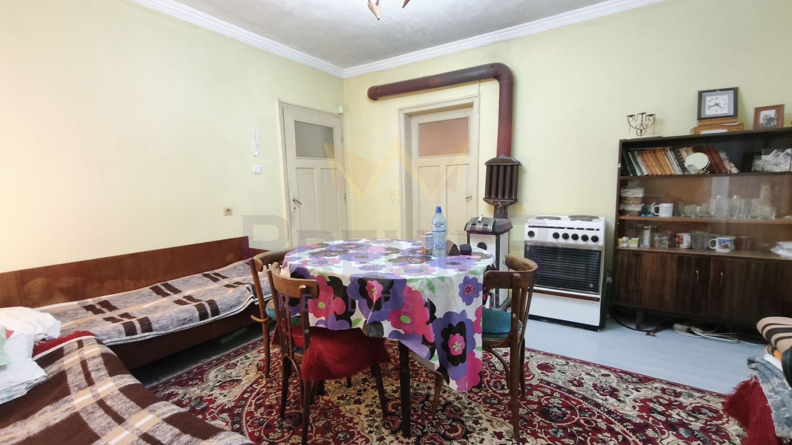 Продава КЪЩА, гр. Смядово, област Шумен, снимка 6 - Къщи - 54613337