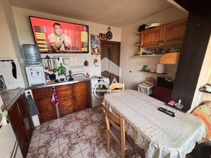 Продается  1 спальня Шумен , Тракия , 61 кв.м | 53216853 - изображение [2]
