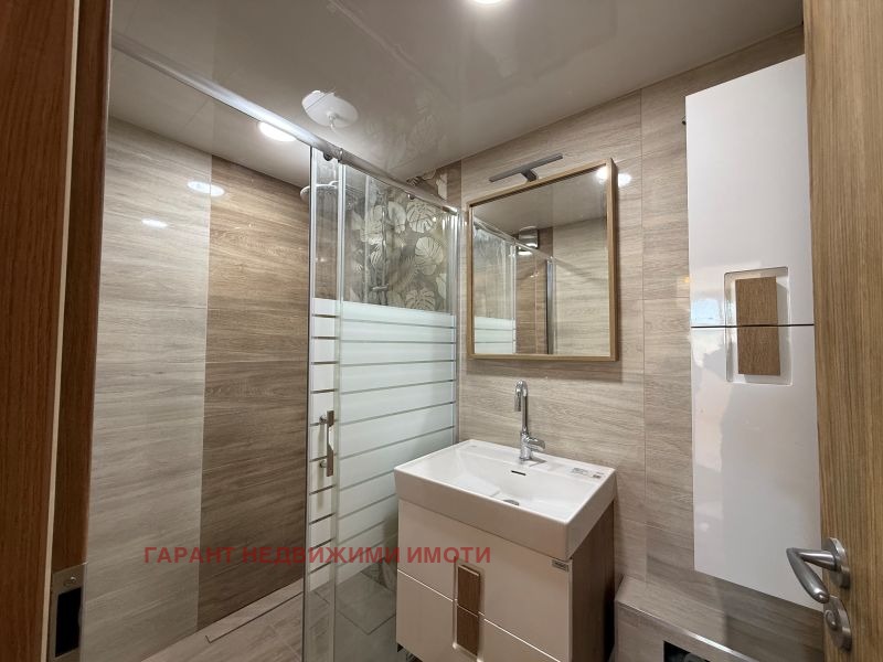 En venta  2 dormitorios Gabrovo , Tsentar , 91 metros cuadrados | 87803413 - imagen [3]