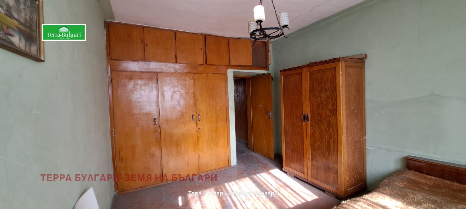 Продава 3-СТАЕН, гр. Перник, Център