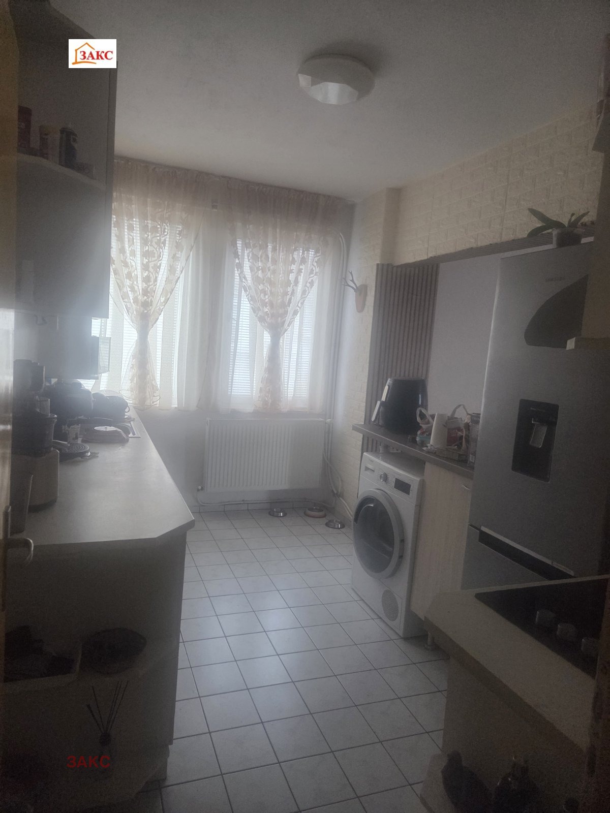 Продава ЕТАЖ ОТ КЪЩА, гр. Кърджали, Байкал, снимка 3 - Етаж от къща - 54745969