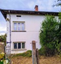 Продава КЪЩА, област Ловеч, с. Добревци • по договаряне • 32649919 — Holmes.bg
