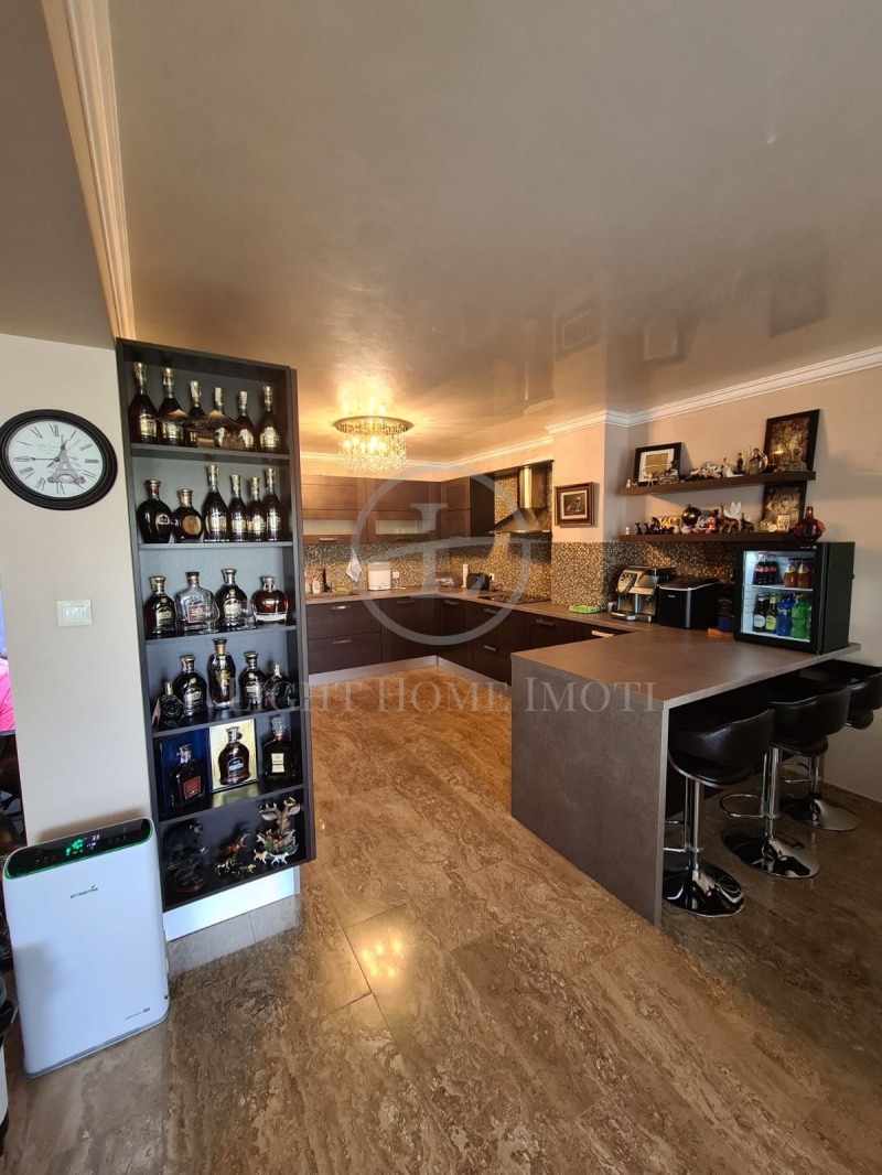 Продава МНОГОСТАЕН в град Пловдив, Кършияка - 220 кв.м / 518 999 € » 1 015 073.81 лв., ЛАЙТ ХОУМ ИМОТИ