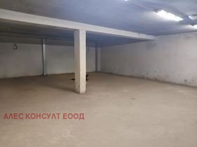 Продава ГАРАЖ, ПАРКОМЯСТО, гр. София, Стрелбище