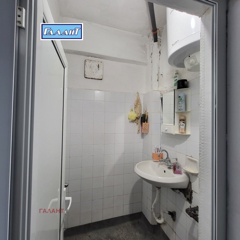 Продава 3-СТАЕН, гр. Варна, Базар Левски, снимка 5 - Апартаменти - 52449788