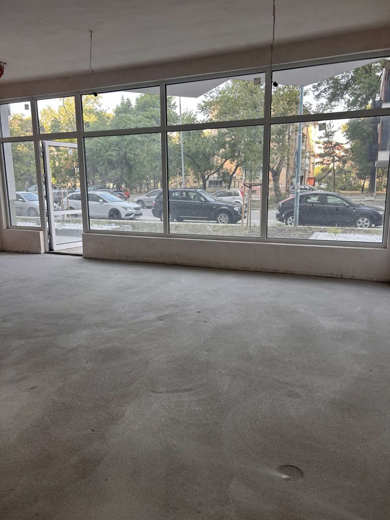 Na prodej  Prodejna Plovdiv , Sadijski , 85 m2 | 94718661 - obraz [5]