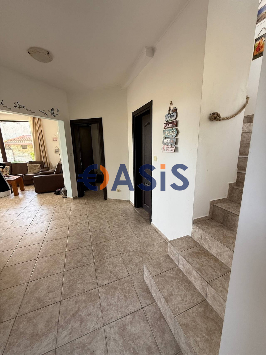 Продава КЪЩА, с. Кошарица, област Бургас, снимка 3 - Къщи - 54001475