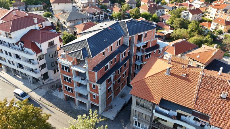 Продава  2-стаен град Хасково , Тракийски , 60 кв.м | 57353024