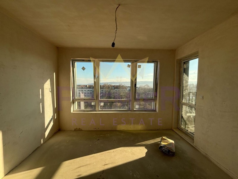 En venta  2 dormitorios Varna , Tsentralna poshta , 106 metros cuadrados | 28290635