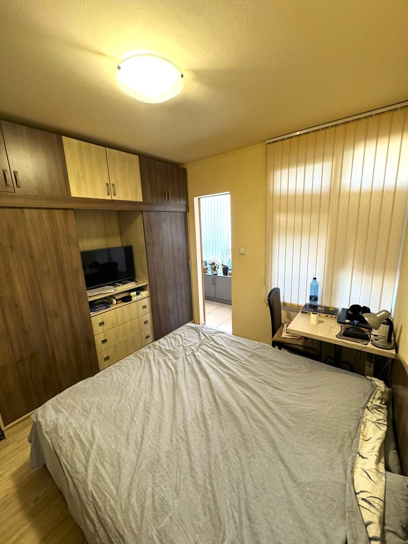 Продава 3-СТАЕН, гр. Варна, Окръжна болница-Генерали, снимка 4 - Апартаменти - 52531163