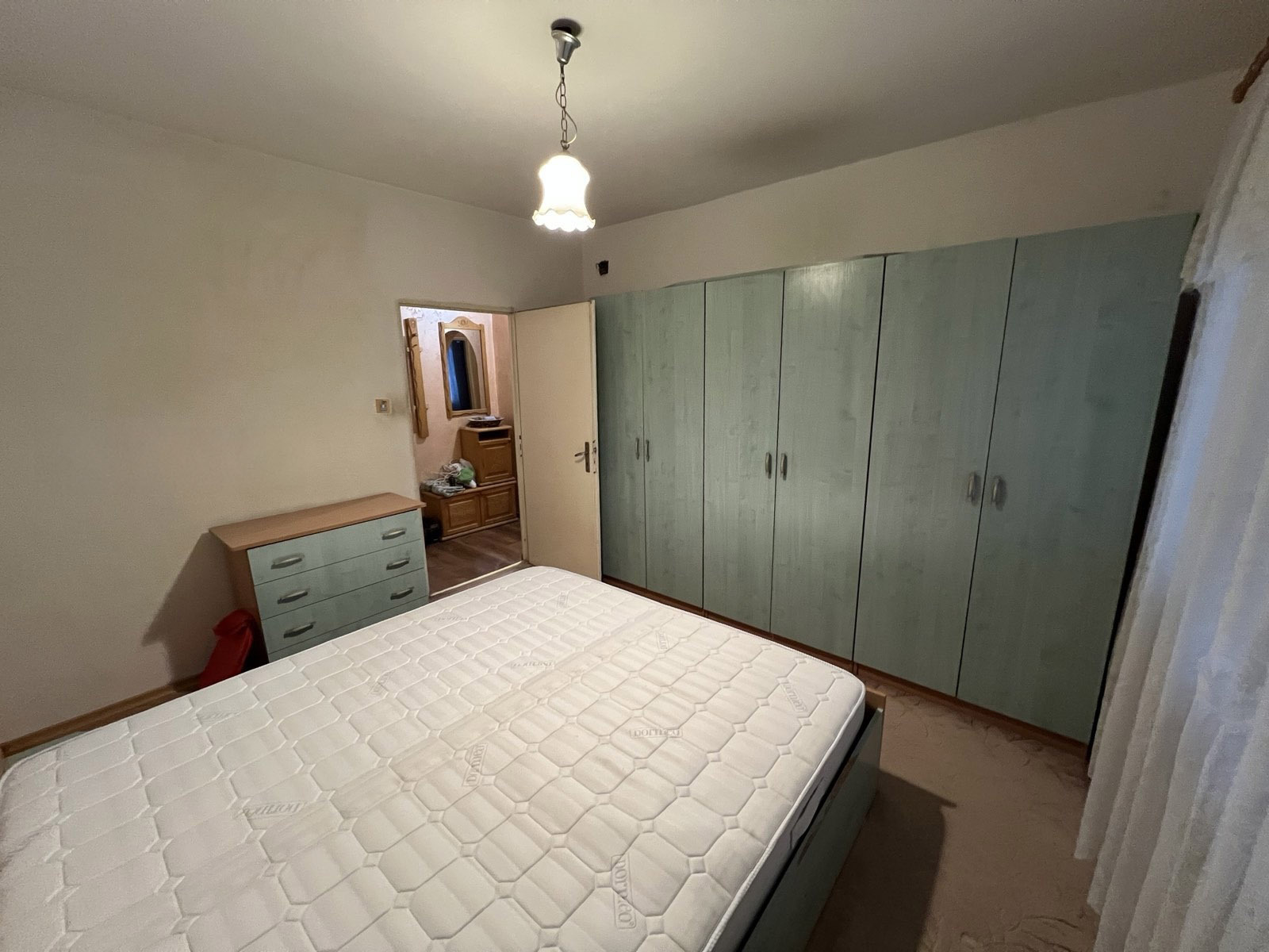 Продава МНОГОСТАЕН, гр. Айтос, област Бургас, снимка 2 - Апартаменти - 49542850