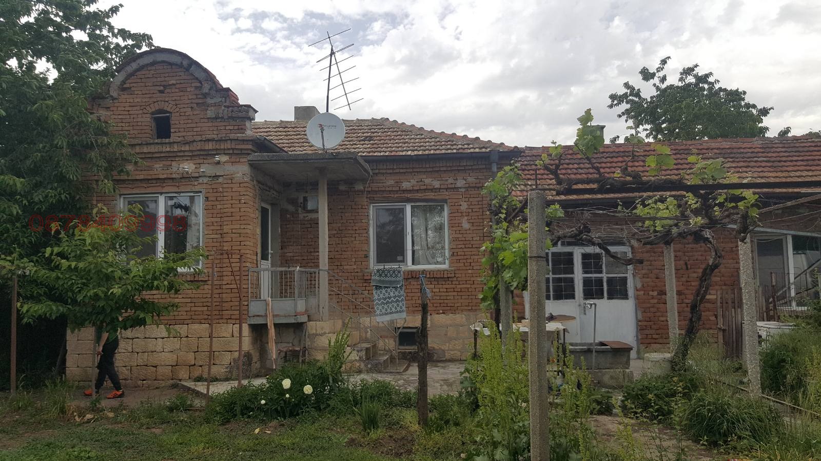 Продава КЪЩА, с. Червенци, област Варна