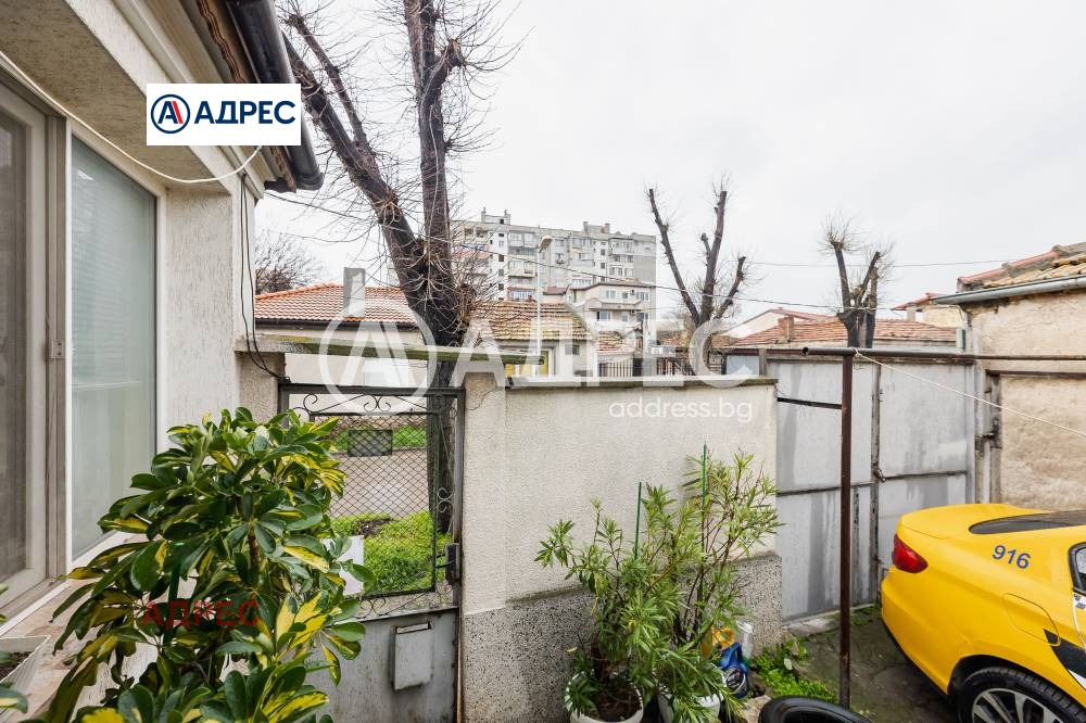 Продава КЪЩА, гр. Варна, Автогара, снимка 17 - Къщи - 54232096