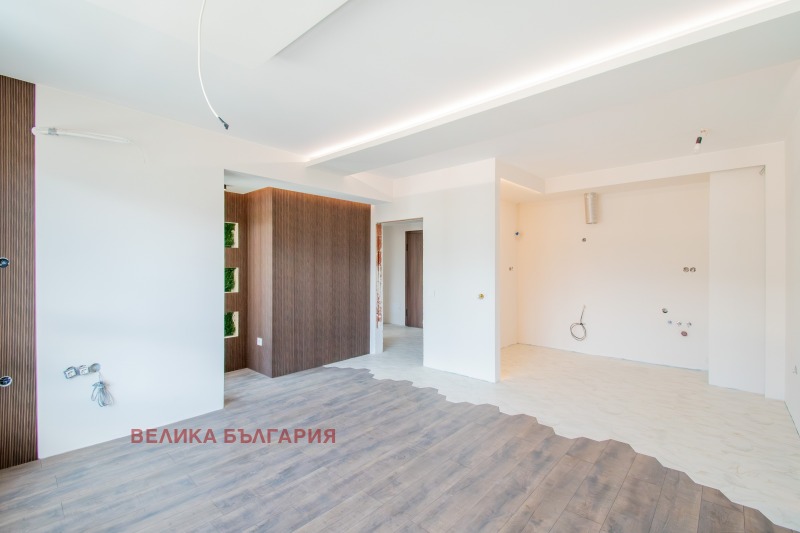 Продава 2-СТАЕН, гр. София, Младост 4