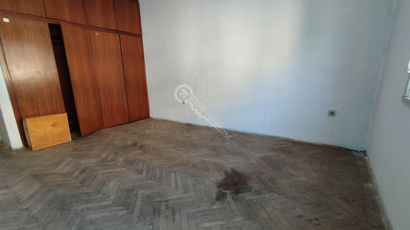 Te koop  2 slaapkamers Veliko Tarnovo , Tsentar , 100 m² | 89515600 - afbeelding [10]