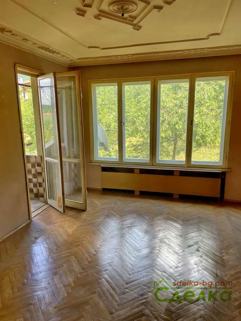 Продава  3-стаен град Габрово , Център , 84 кв.м | 65853619