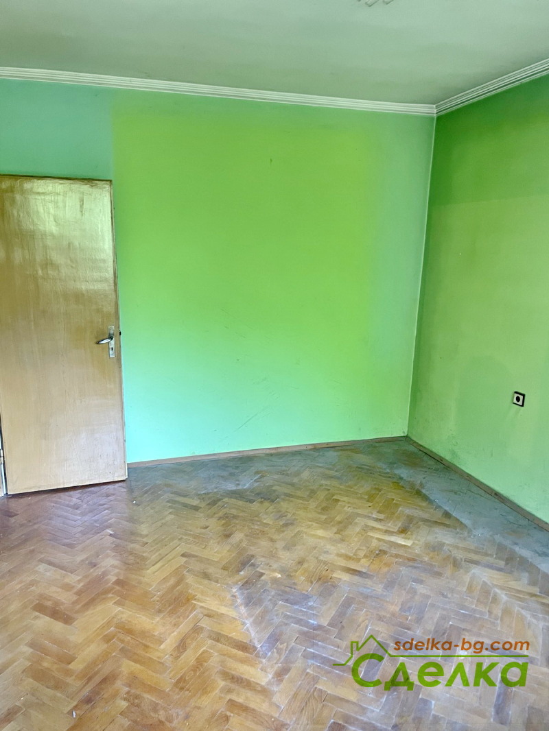 Продава  3-стаен град Габрово , Център , 84 кв.м | 65853619 - изображение [6]