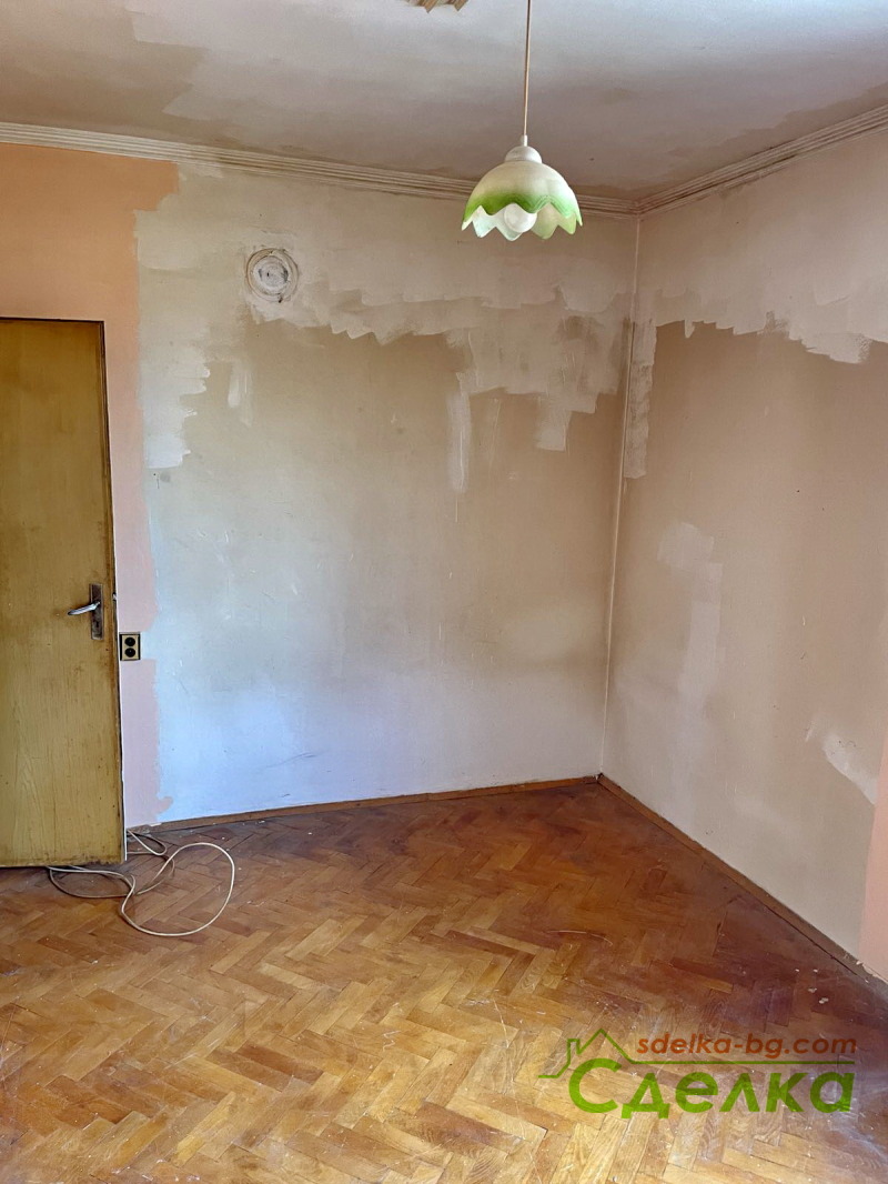 Продава  3-стаен град Габрово , Център , 84 кв.м | 65853619 - изображение [11]