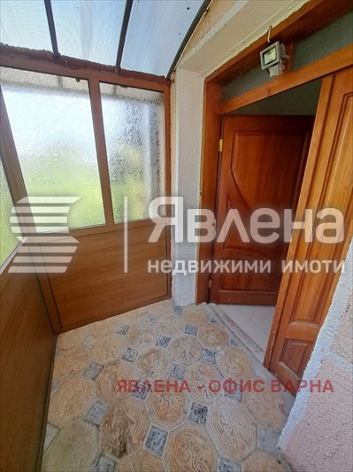 Продава КЪЩА, гр. Варна, с. Звездица, снимка 4 - Къщи - 49535929