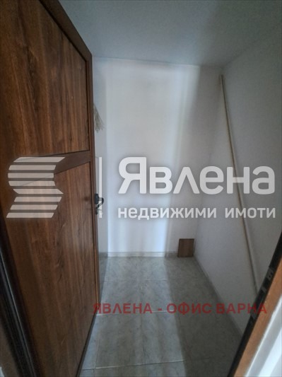 Продава КЪЩА, гр. Варна, с. Звездица, снимка 17 - Къщи - 49535929