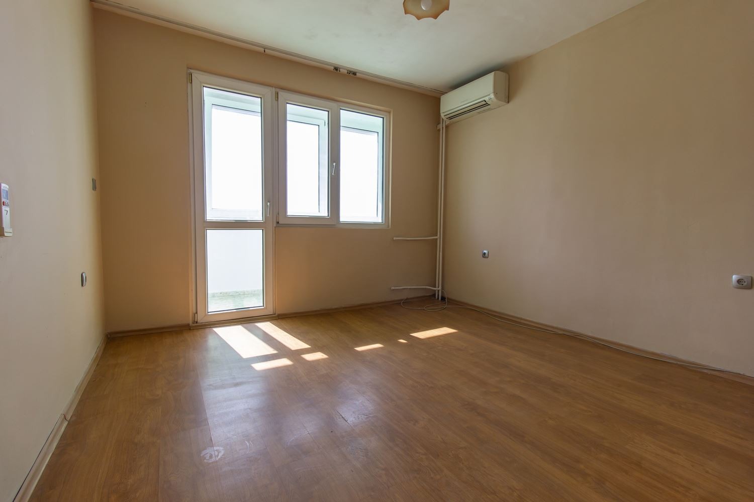 Продава 3-СТАЕН, гр. София, Света Троица, снимка 13 - Апартаменти - 54163408