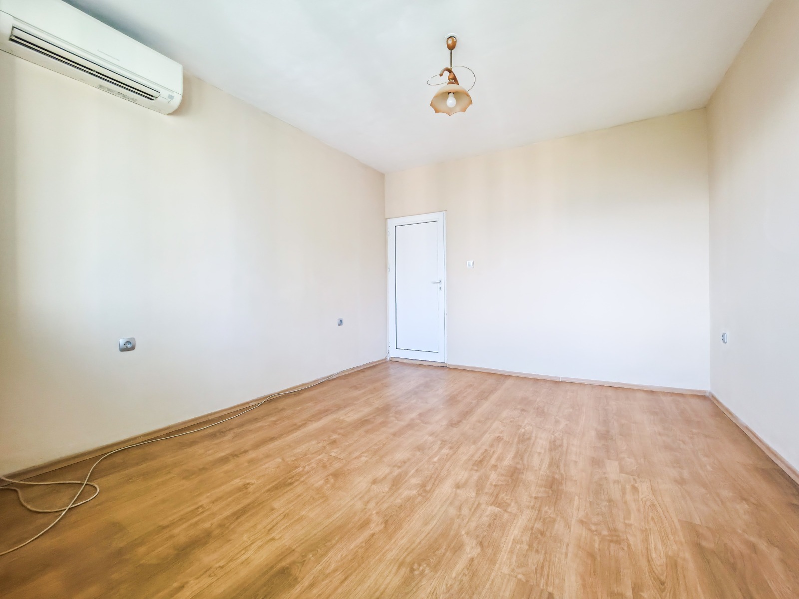 Продава 3-СТАЕН, гр. София, Света Троица, снимка 12 - Апартаменти - 54163408