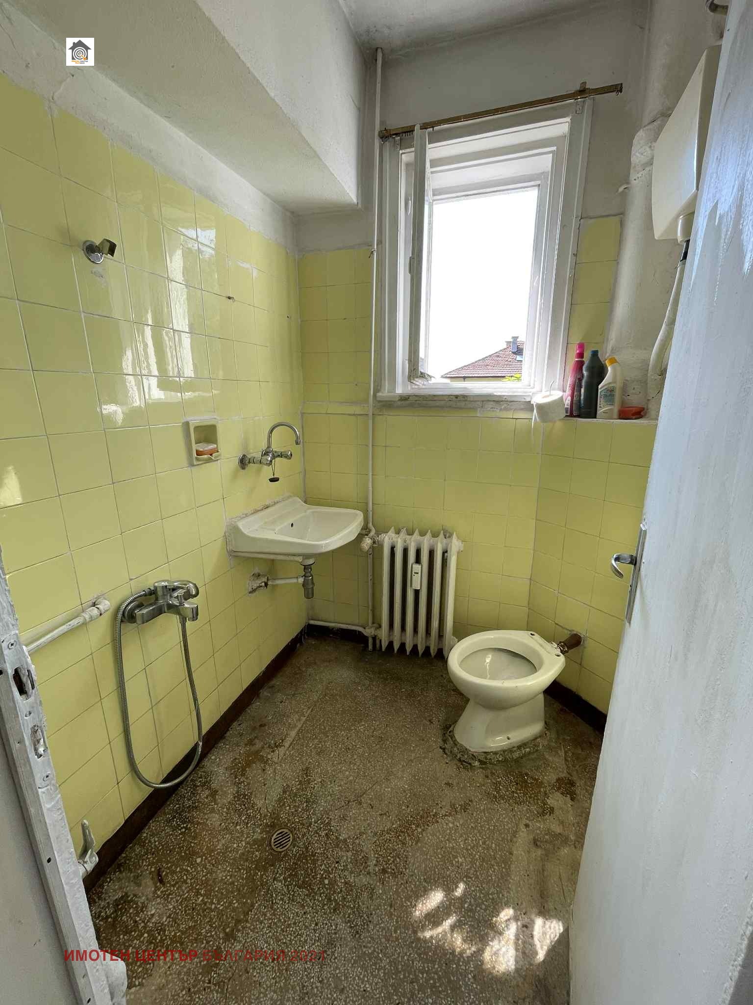 Продава 3-СТАЕН, гр. София, Красно село, снимка 10 - Апартаменти - 55186300