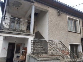 Продажба на имоти в гр. Раковски, област Пловдив - изображение 9 