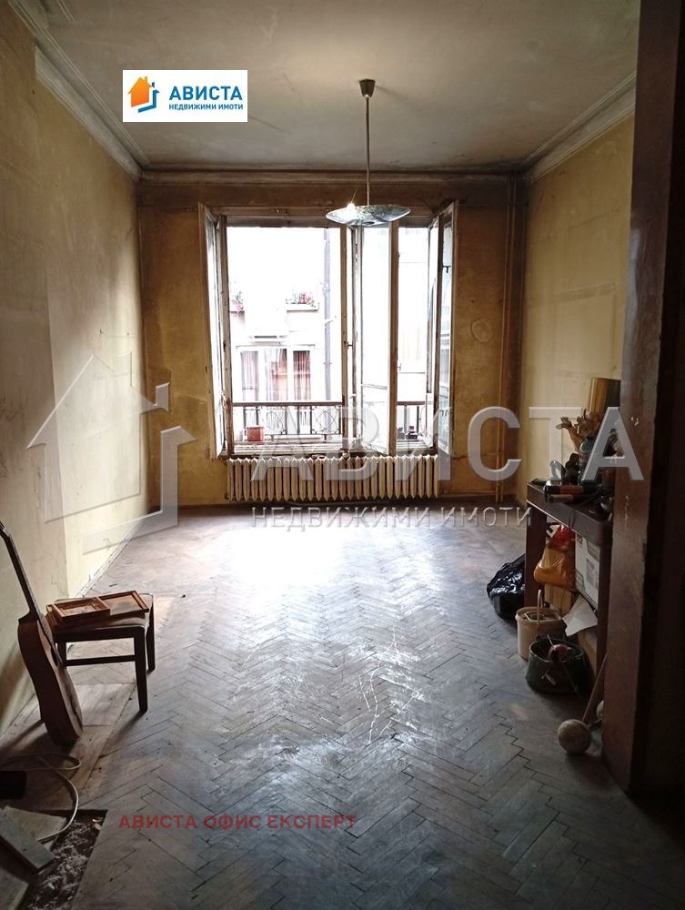 Продава  1-стаен град София , Център , 35 кв.м | 99514226