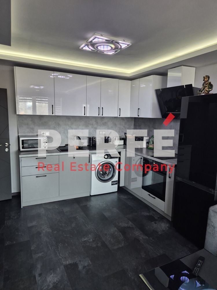 Eladó  2 hálószobás Burgas , Centar , 74 négyzetméter | 87100226 - kép [3]