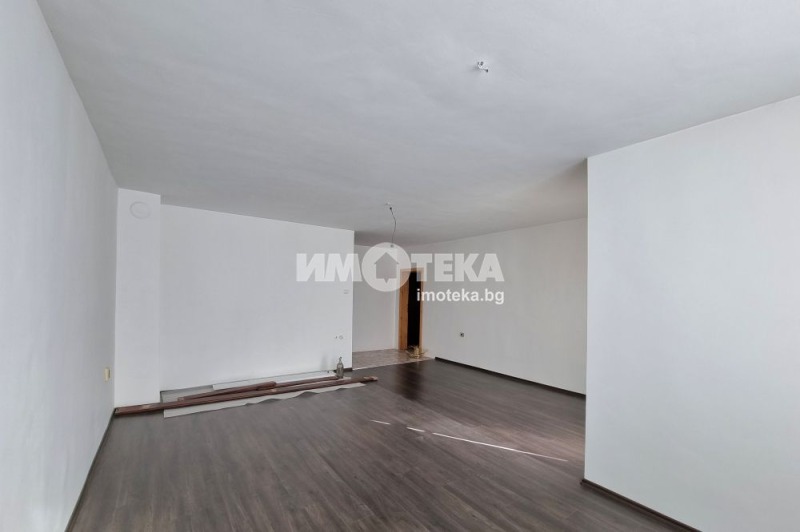 À venda  Mais de 3 quartos Sofia , Mladost 4 , 112 m² | 79251389 - imagem [9]