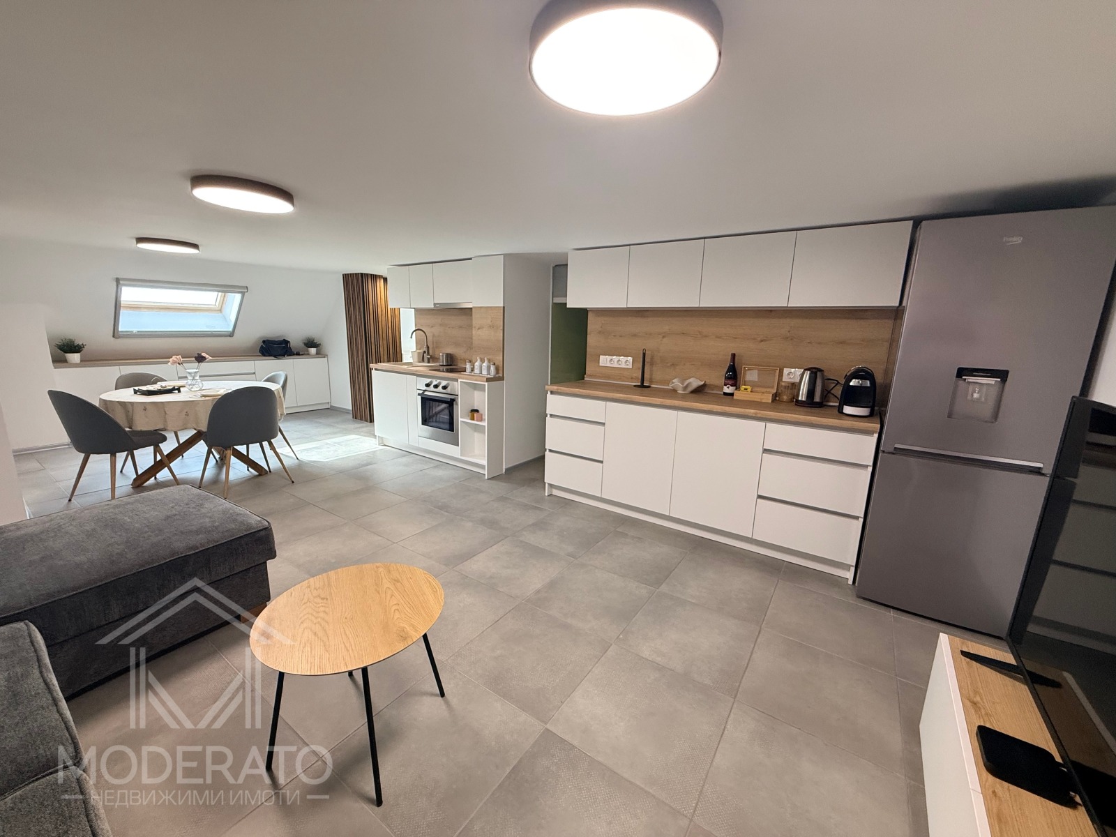 Продава 2-СТАЕН, гр. Бургас, Възраждане, снимка 3 - Апартаменти - 54050901