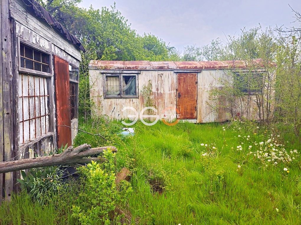 Продава ПАРЦЕЛ, с. Левски, област Варна
