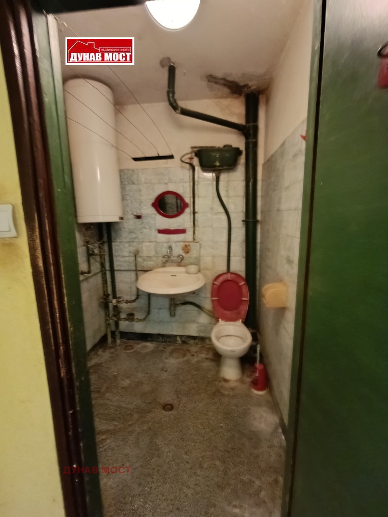 Продава  2-стаен град Русе , Родина 1 , 62 кв.м | 77175997 - изображение [8]
