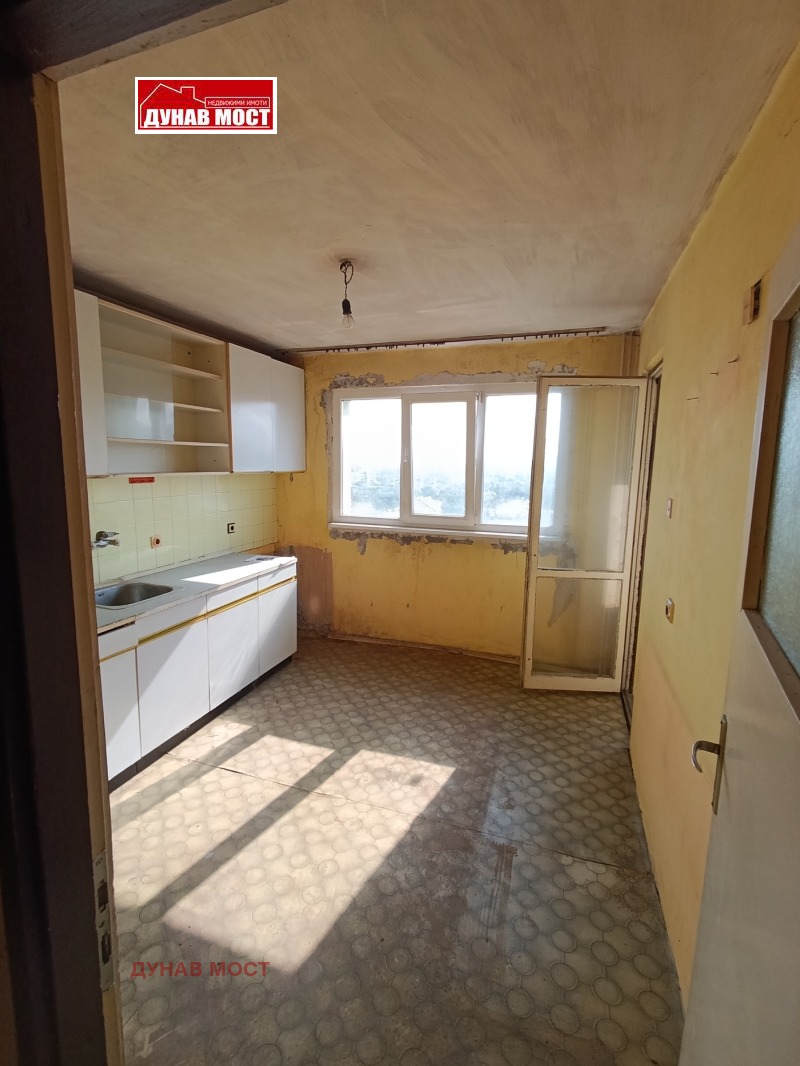 Продава  2-стаен град Русе , Родина 1 , 62 кв.м | 77175997 - изображение [3]