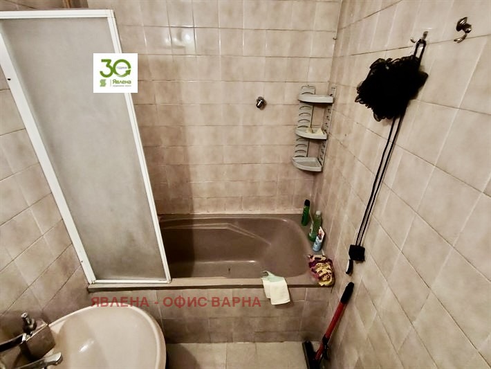 Продава 4-СТАЕН, гр. Варна, Колхозен пазар, снимка 6 - Апартаменти - 53808459
