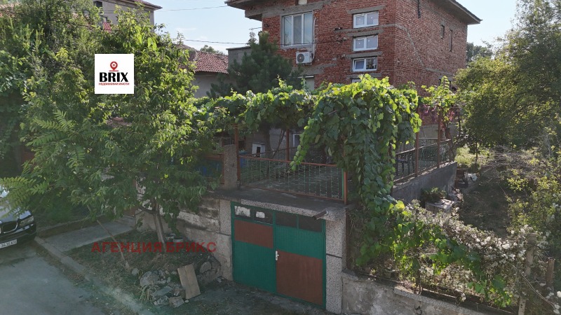 Продава  Етаж от къща, град Русе, Средна кула • 96 500 € • ID 34134006 — holmes.bg - [1] 