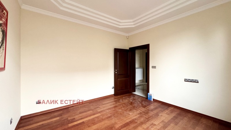 Продава  Къща град Добрич , Център , 345 кв.м | 69520413 - изображение [14]
