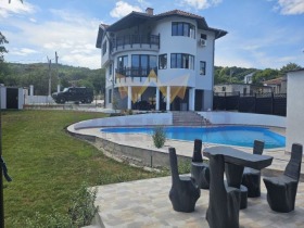 Hus Rogasjevo, region Dobrich 1