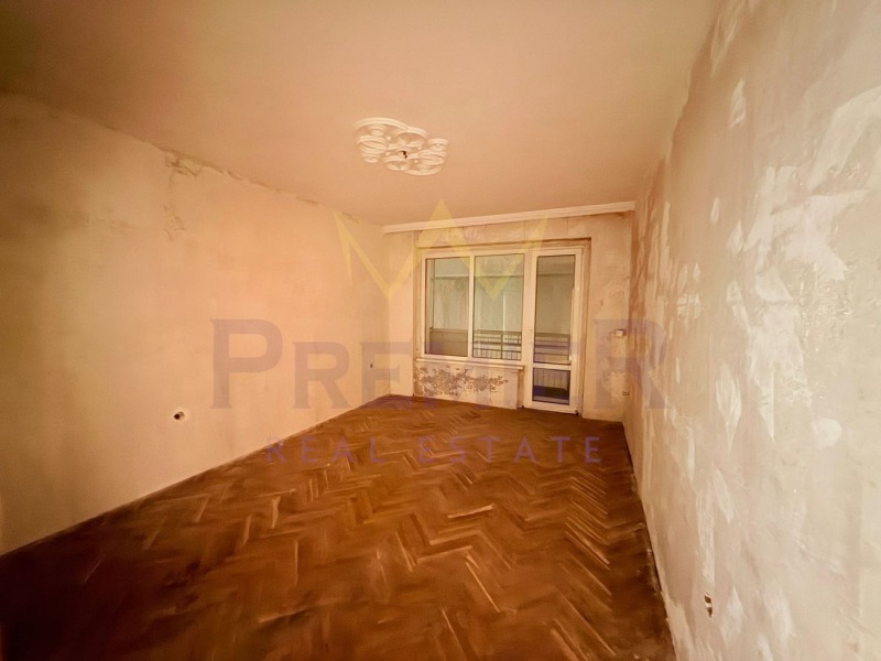 Продава 3-СТАЕН, гр. Варна, Завод Дружба, снимка 2 - Апартаменти - 52748251