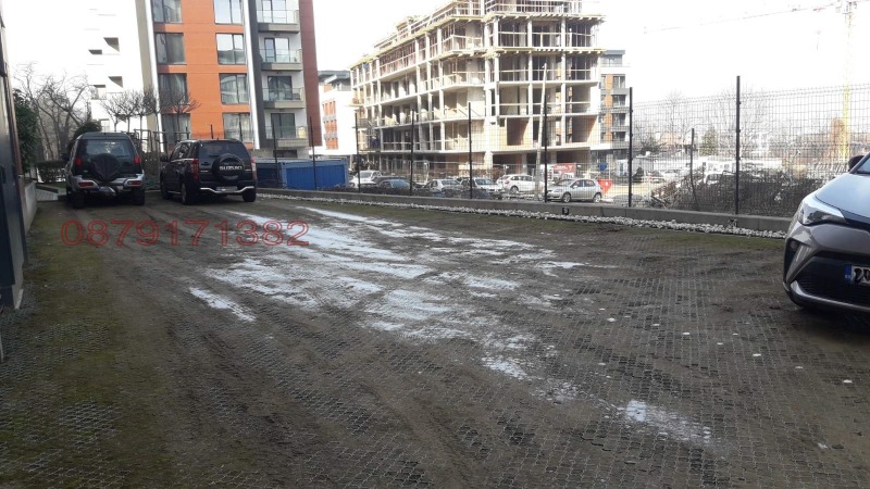 In vendita  Posto auto Sofia , Krastova vada , 15 mq | 16511321
