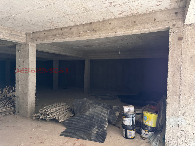 Продава ГАРАЖ, ПАРКОМЯСТО, гр. Кърджали, Възрожденци, снимка 3 - Гаражи и паркоместа - 52870665