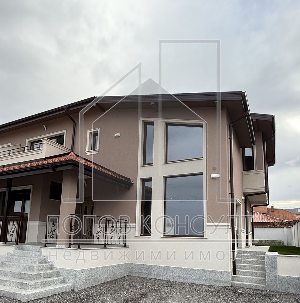 Продава КЪЩА, с. Белащица, област Пловдив