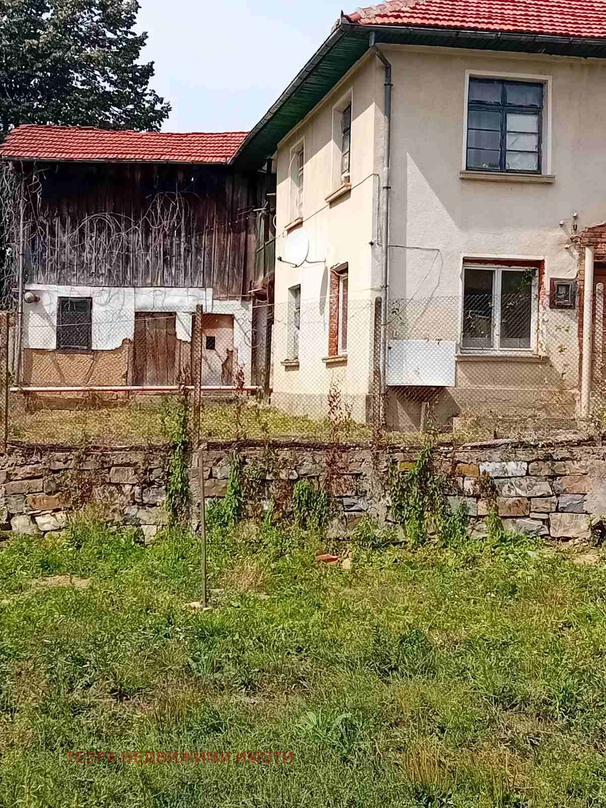 Продава КЪЩА, с. Шипково, област Ловеч, снимка 2 - Къщи - 54415954