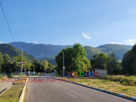 Parcelle Dolna banya, région Sofia 1